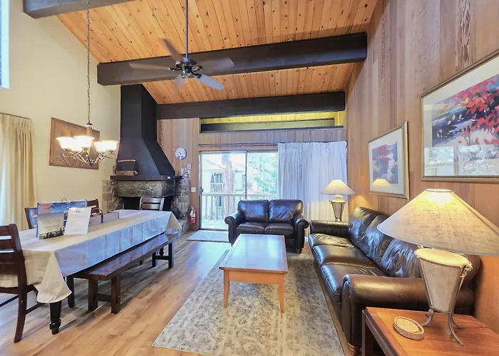 Kwc1055 - Kingswood Cornerview